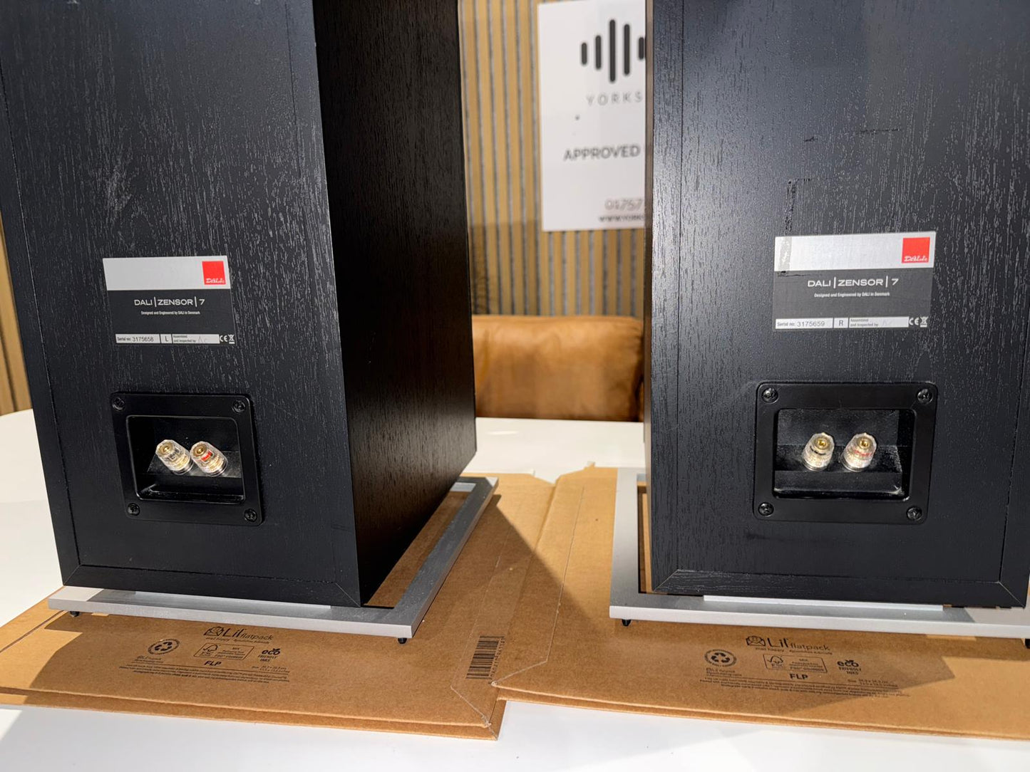 DALI Zensor 7 (gloss black) floor standing speakers