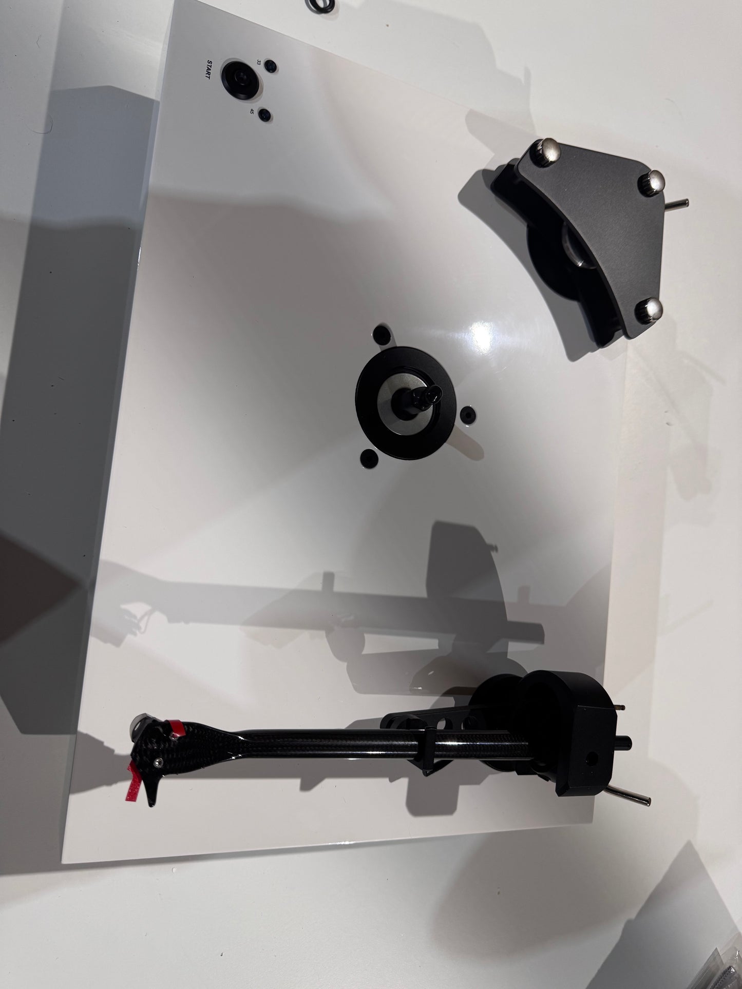 Pro-Ject Audio Xtension 9 turntable with Ortofon Quintet Black S cartridge