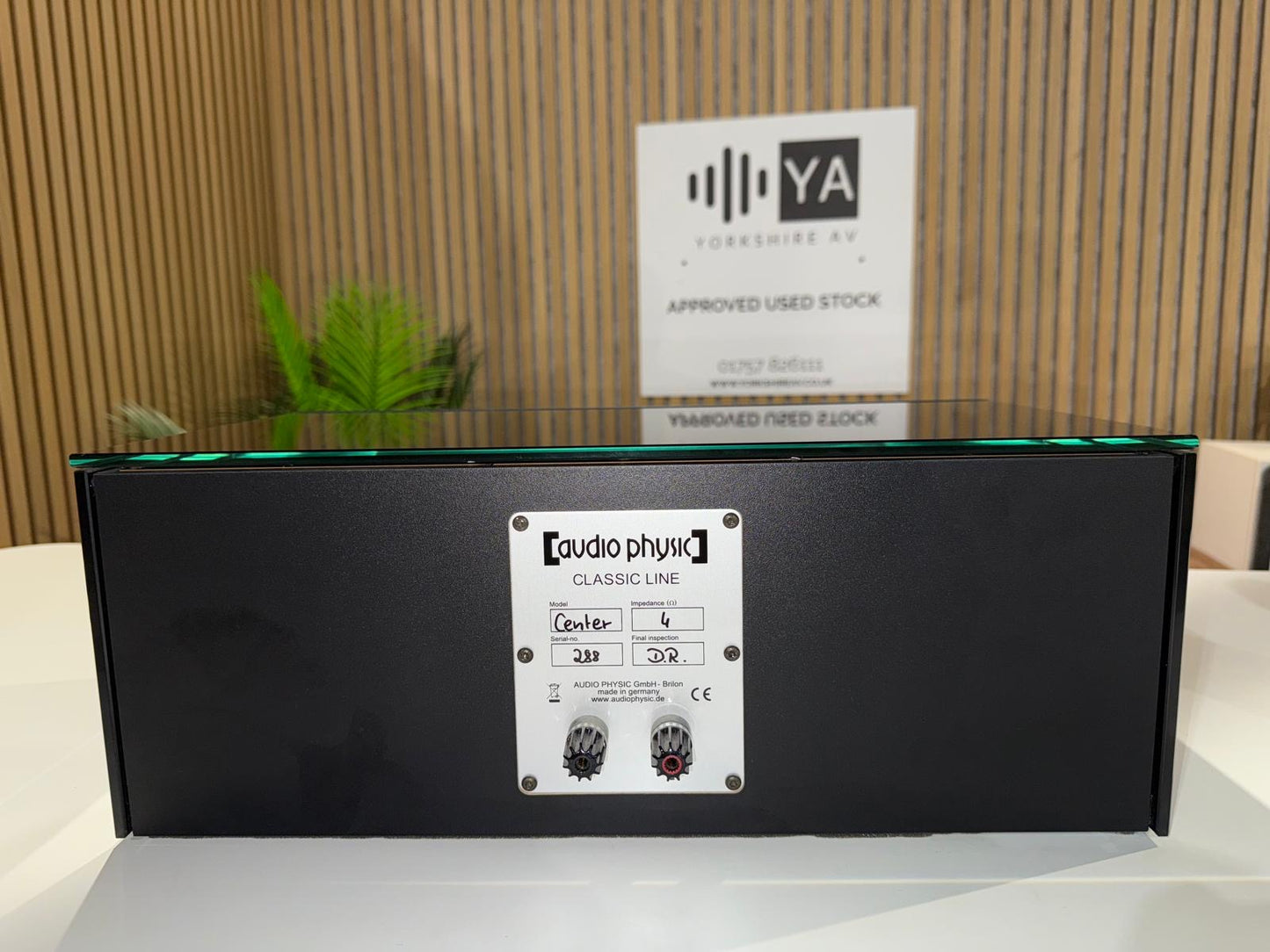 Audio Physic Classic Centre Speaker (Black Glass)