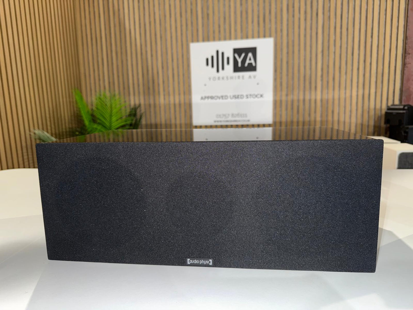 Audio Physic Classic Centre Speaker (Black Glass)